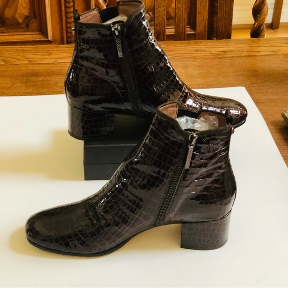 Donald J Pliner Ankle Cayto Boots Croc Embossed - Picture 2 of 15